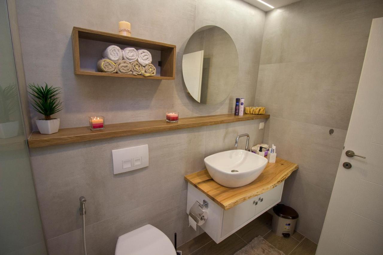 מוסטר Apartman Flumen מראה חיצוני תמונה